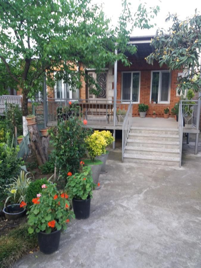 Guest House Darejani Kutaisi Exterior foto